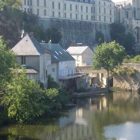 Moulin De L'Abbesse Bed & Breakfast Thouars Exterior photo