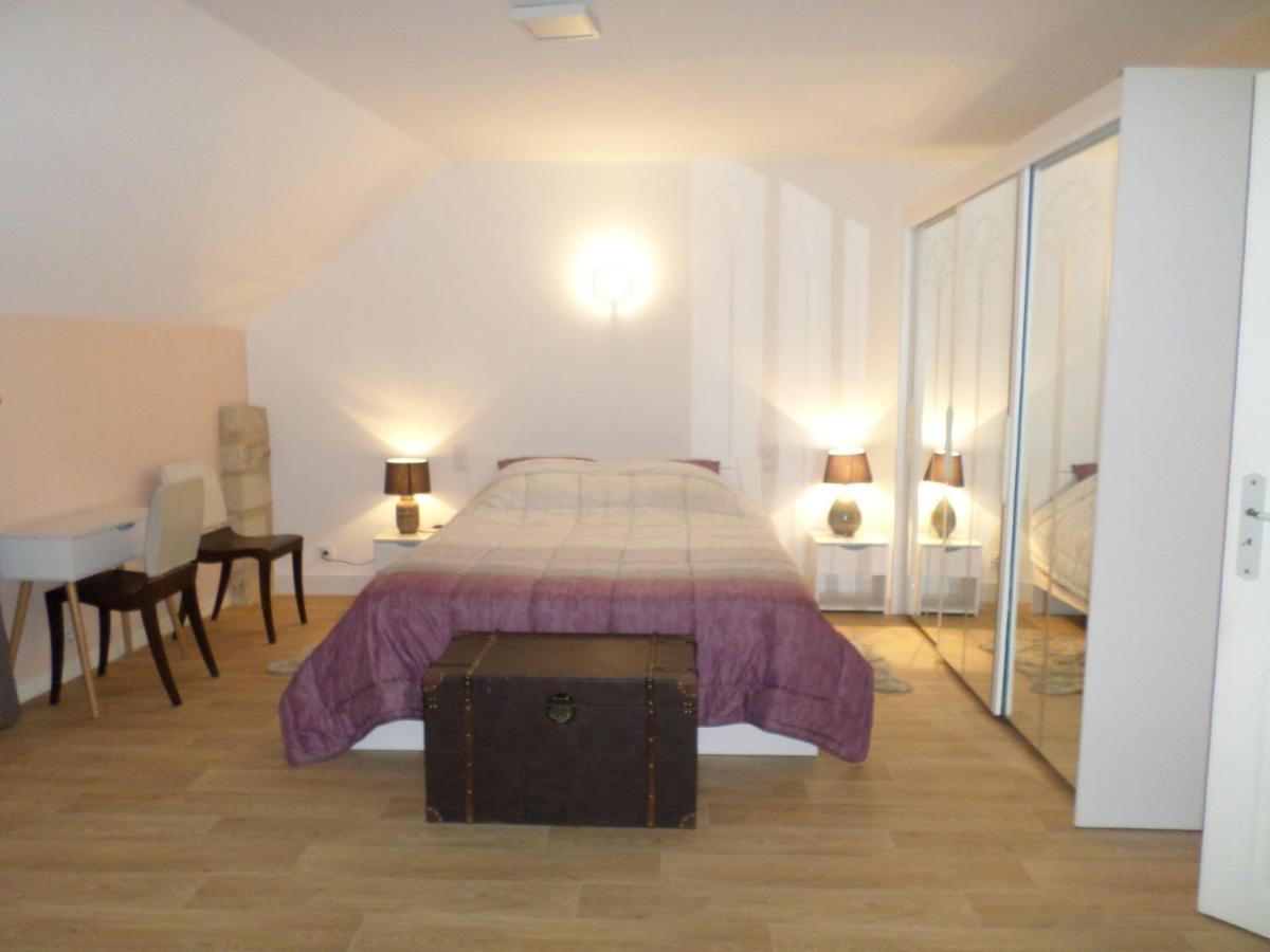 Moulin De L'Abbesse Bed & Breakfast Thouars Exterior photo