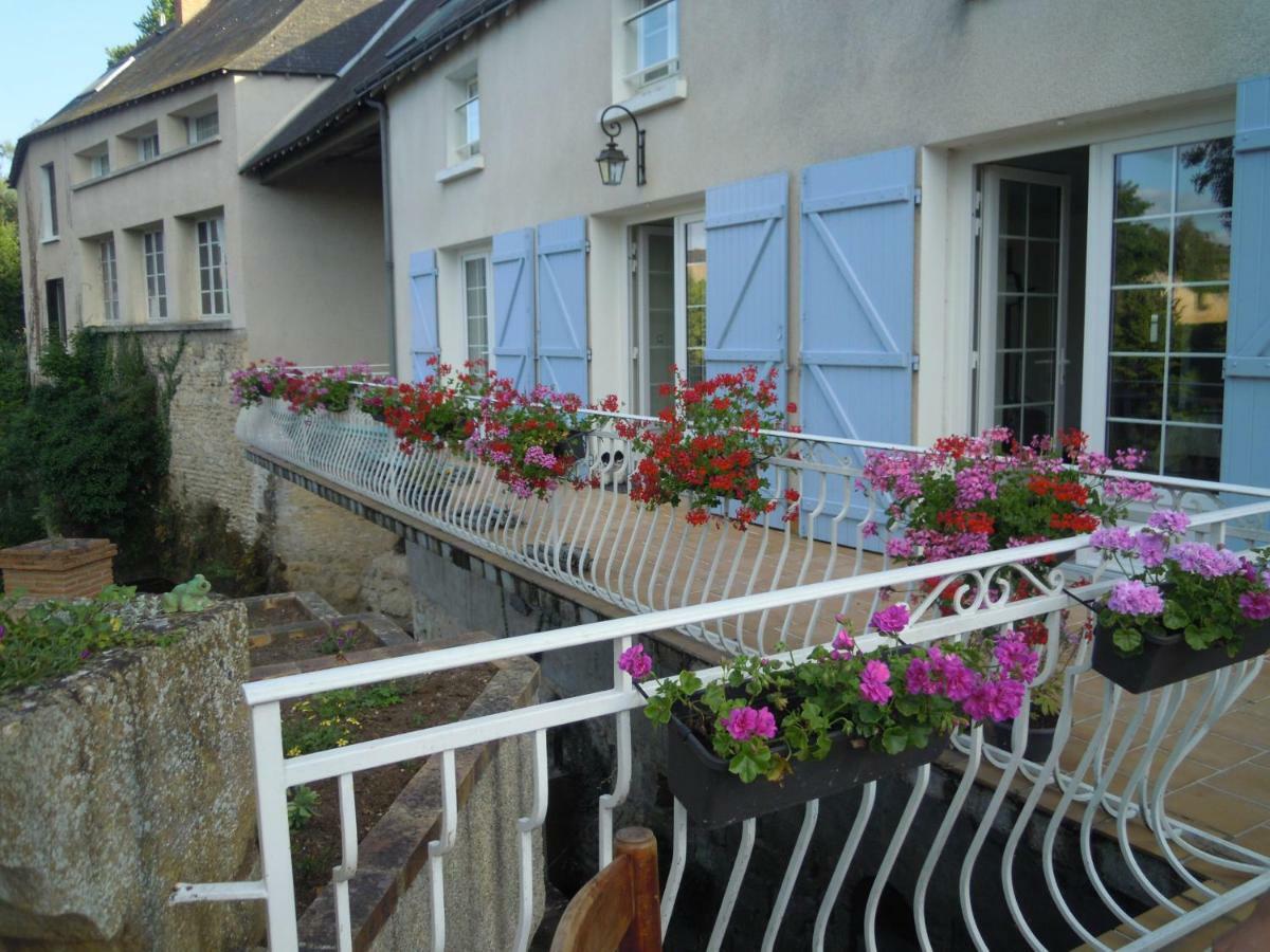 Moulin De L'Abbesse Bed & Breakfast Thouars Exterior photo